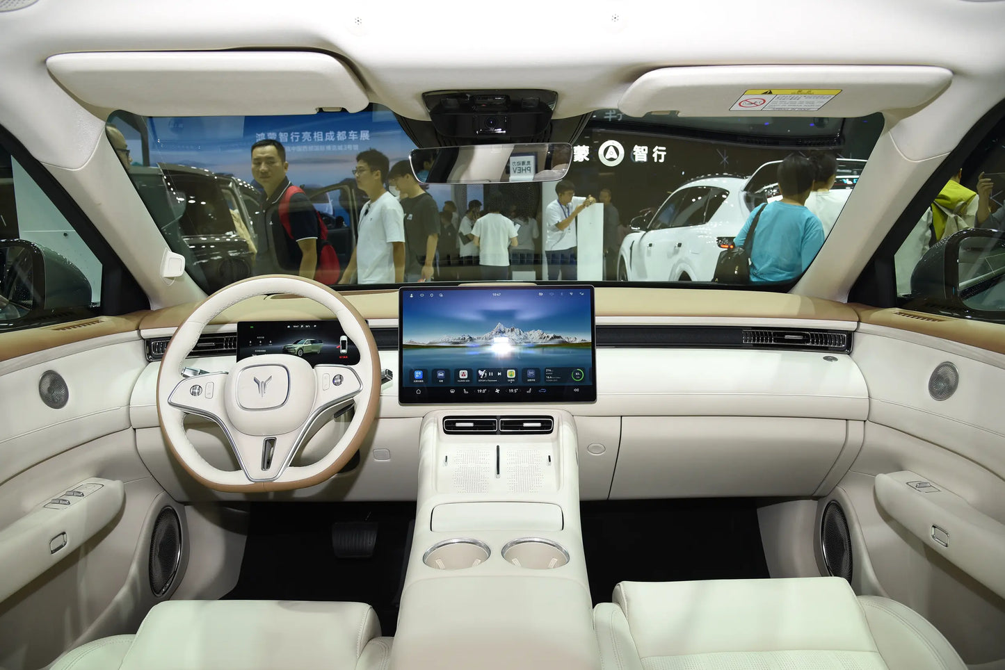 VOYAH FREE-Hybrid REEV