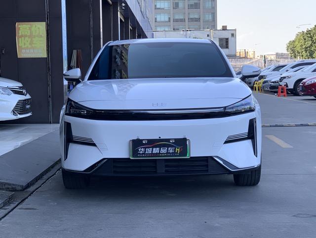 Certificated Pre-Owned Geely Galaxy L6 2025 1.5 EM-i DHT 60KM Sailing Edition -u22030190