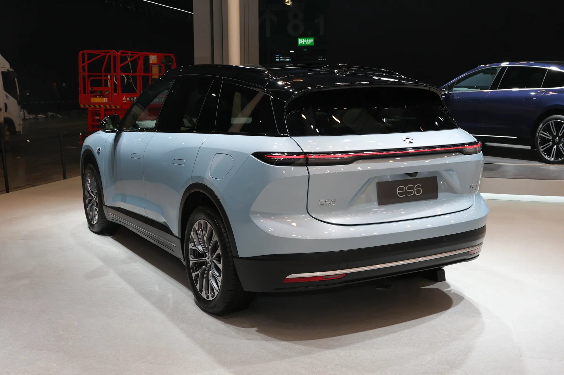 NIO ES6