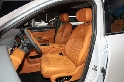 Dongfeng eπ008-Hybrid REEV