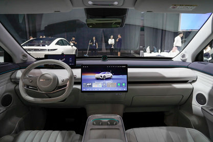 Exeed Stellar Era ET-Hybrid REEV