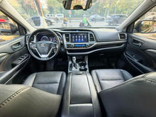 Certificated Used GAC Toyota Highlander 2018 Model 2.0T Four-Wheel Drive Limited Edition 7 Seats China V