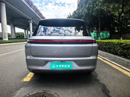 Pre-Owned Li Xiang L8 2024 Ultra Version