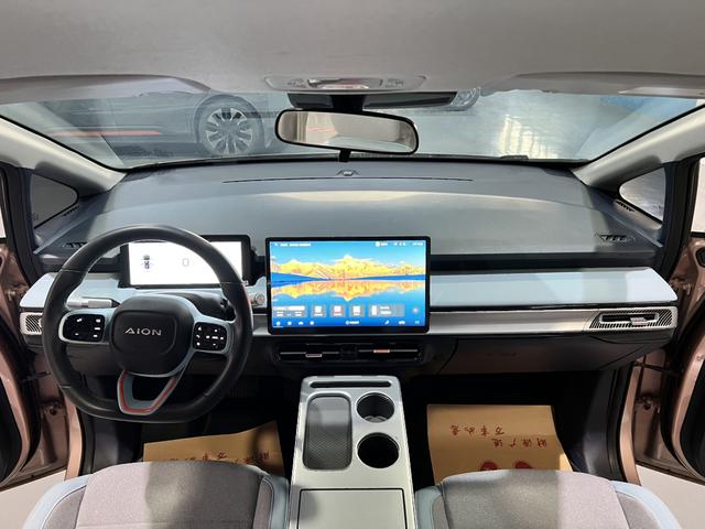 Pre-Owned AION Y 2022 Model PLUS 70 Enjoy Version