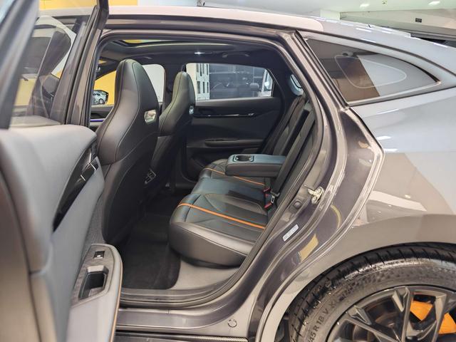 Certificated Used Changan UNI-V 2024 1.5T Zunxiang Type