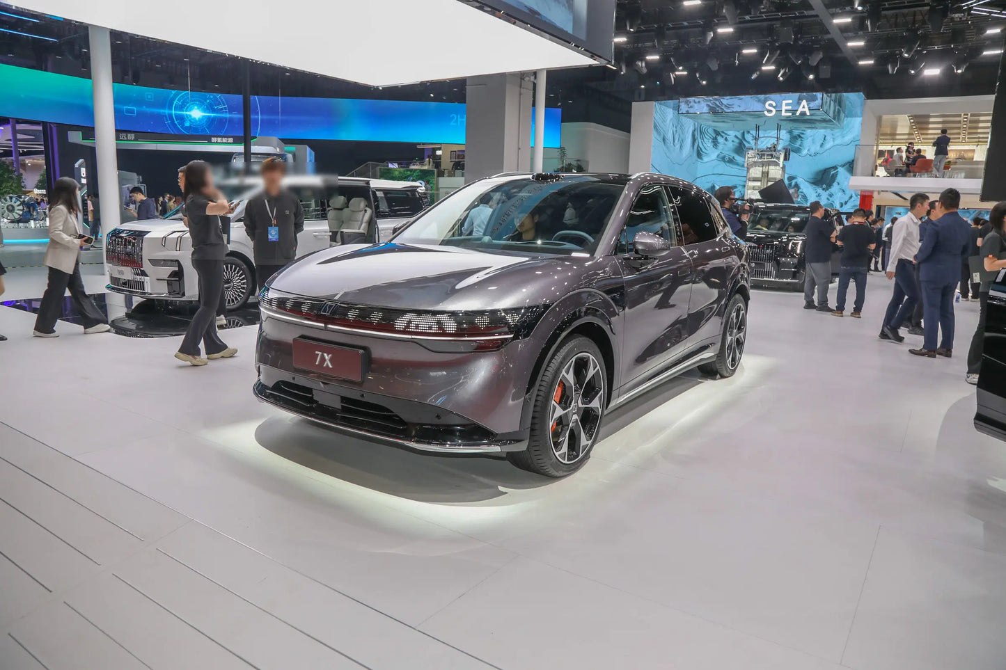 ZEEKR 7X
