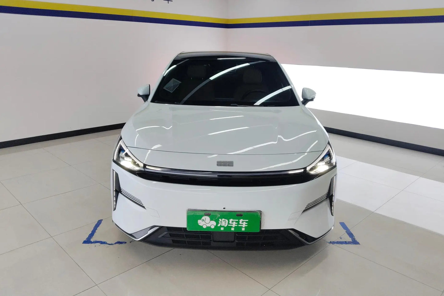 Certificated Pre-Owned Geely Galaxy L6 2023 1.5T DHT 125km MAX -u21179485