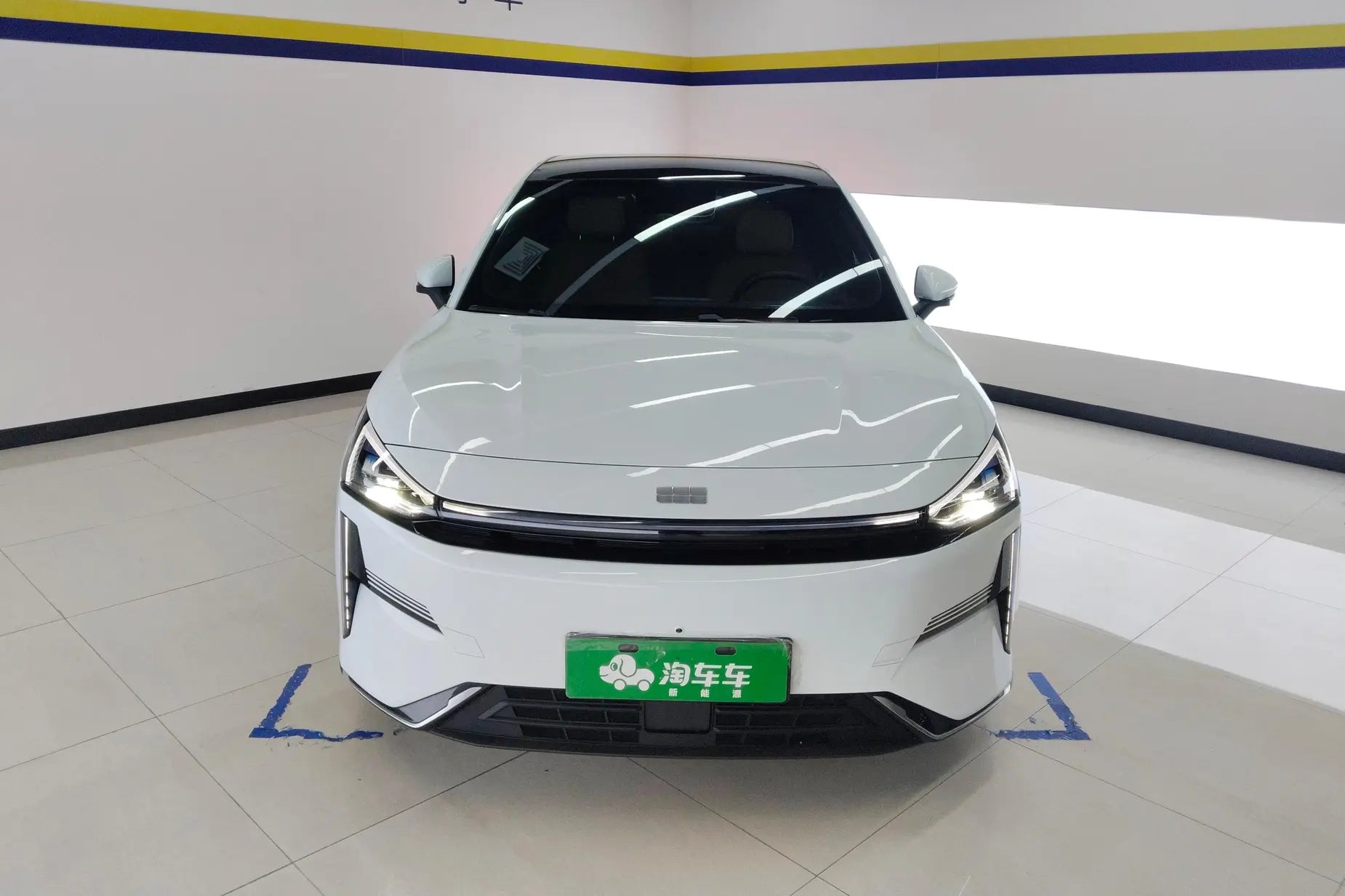 Certificated Pre-Owned Geely Galaxy L6 2023 1.5T DHT 125km MAX -u21179485