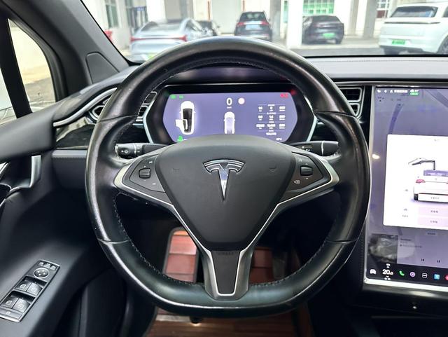 Pre-Owned Tesla Model X 2016 90D