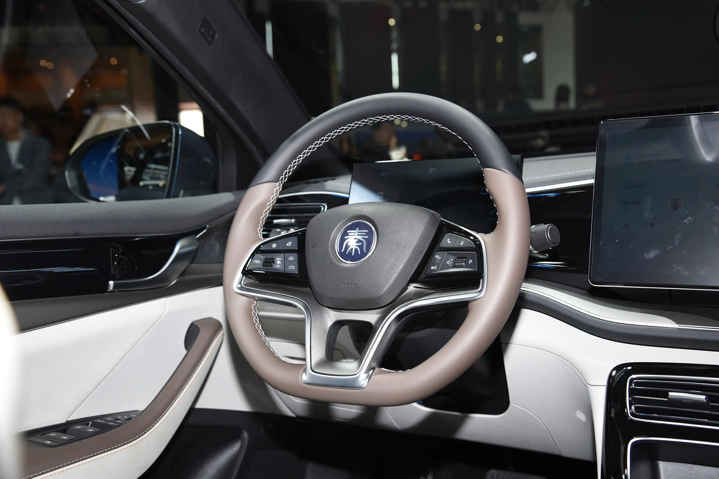 BYD Qin PLUS DM -Hybrid PHEV