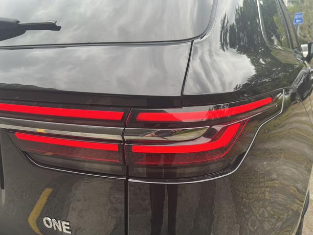 Pre - Owned 2020 Li ONE Extended - range 6 - seat Edition