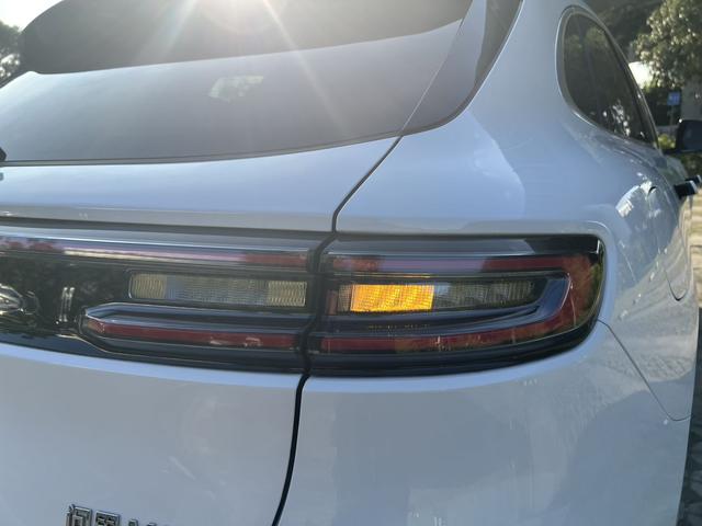 Pre - Owned 2022 AITO M5 Extended - range Rear - wheel Drive Standard Edition