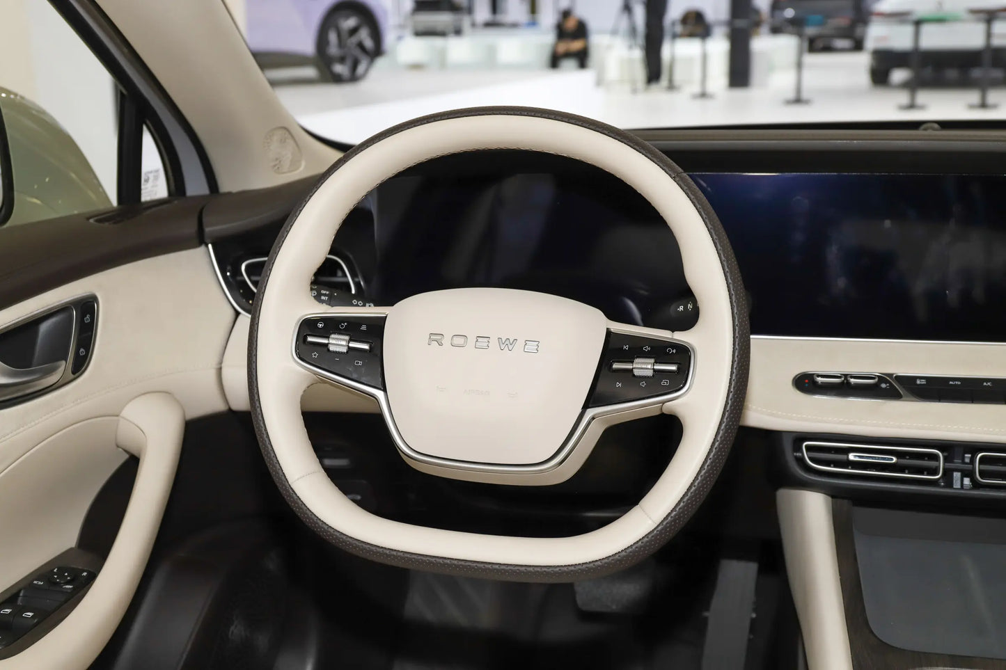 SAIC Motor Roewe D7 DMH -Hybrid PHEV