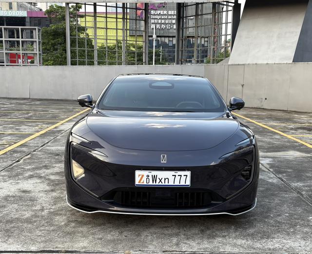 Pre-Owned AVATR 12 2023 Model 650 Three-Laser Four-Wheel Drive Performance Version