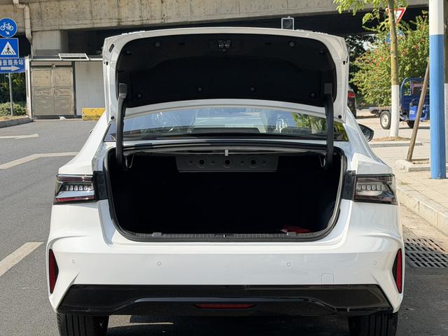 Certificated Pre-Owned BYD Fengyun A8 2024 127 Lingfeng Edition -u21972387