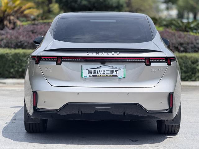 Certificated Pre-Owned Lynk & Co 07 EM-P 2024 126 Long Range Halo -u19626849