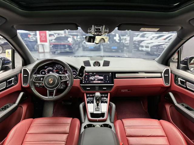 Certificated Pre-Owned Porsche Cayenne 2023 Cayenne 3.0T Platinum Edition - u22049541