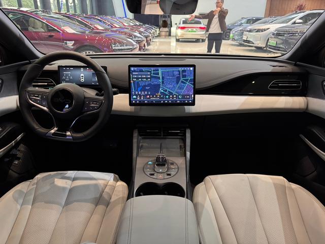 Certificated Pre-Owned BYD Seal 06DM 2025 Intelligent Driving Version DM-i 80KM Luxury Model -u22086784