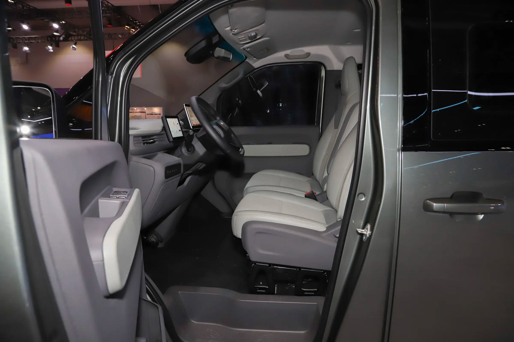 Geely Farizon Xingxiang V