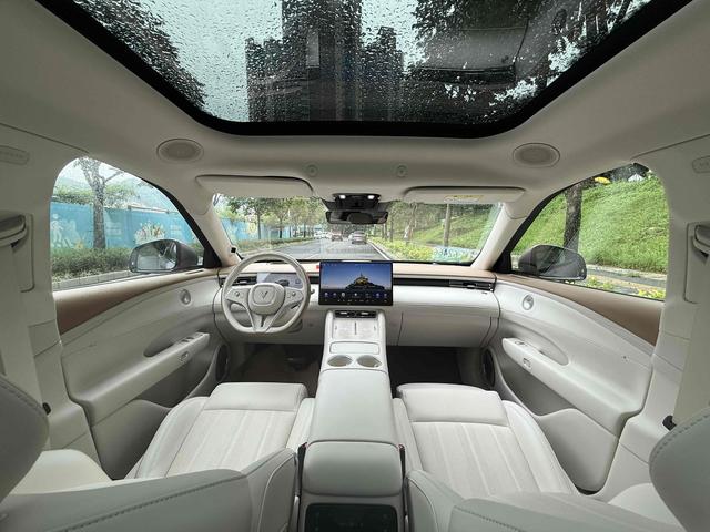 Certificated Pre-Owned VOYAH FREE 2025 Edition FREE+ Four-Wheel Drive Qiankun Version -u22095112