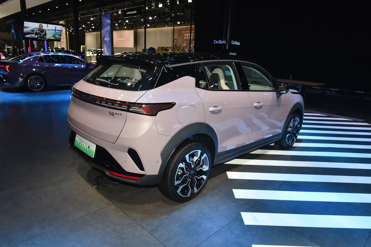 Lynk & Co Lynk & Co 06 EM-P -Hybrid PHEV