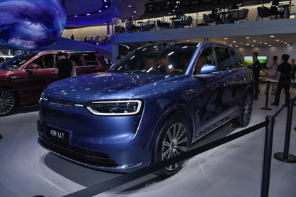 Seres Auto AITO M7-Hybrid REEV