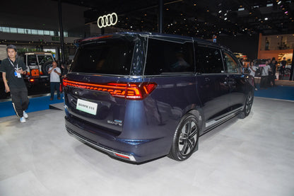 JAC Ruifeng RF8 -Hybrid PHEV