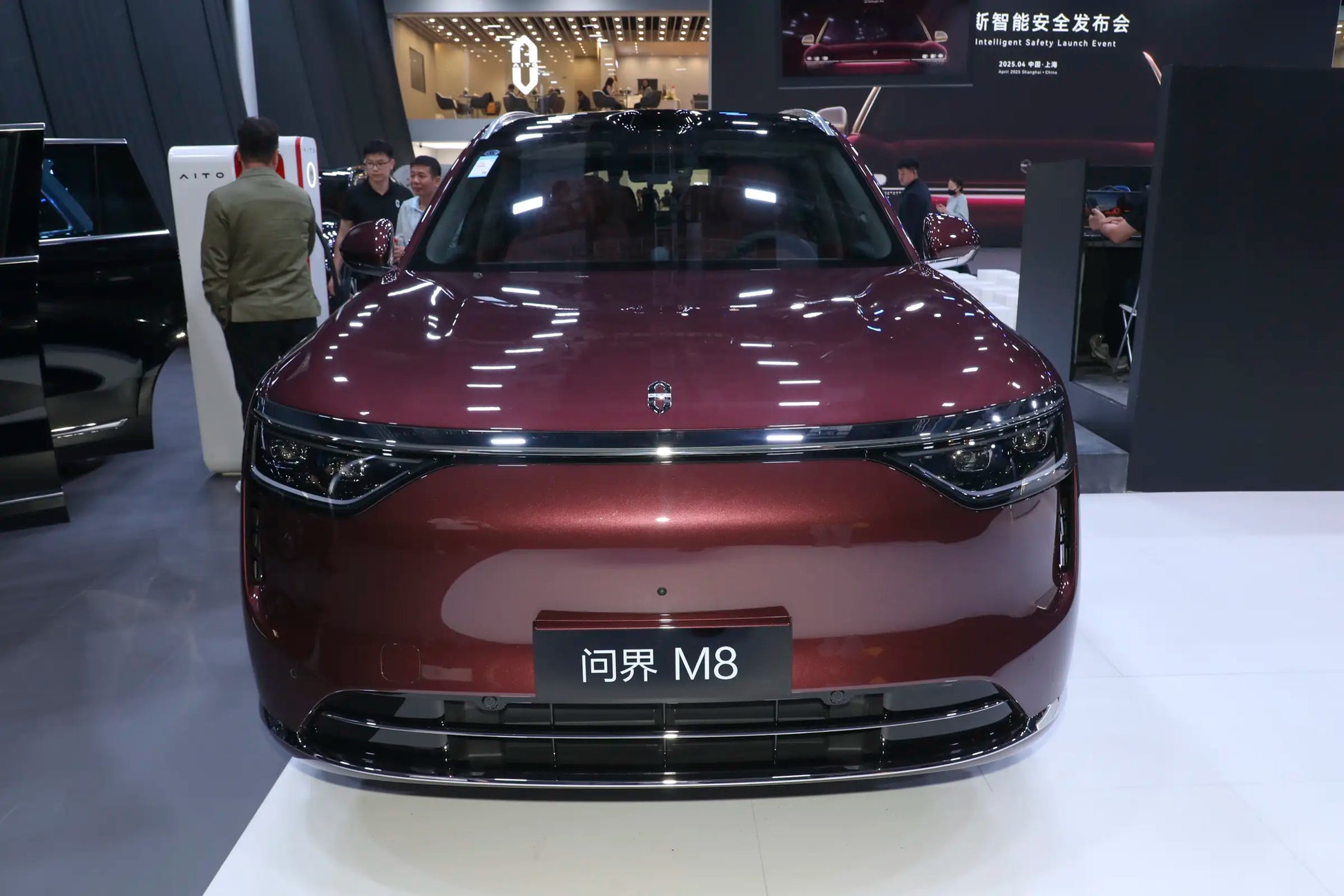 Seres Auto AITO M8-Hybrid REEV
