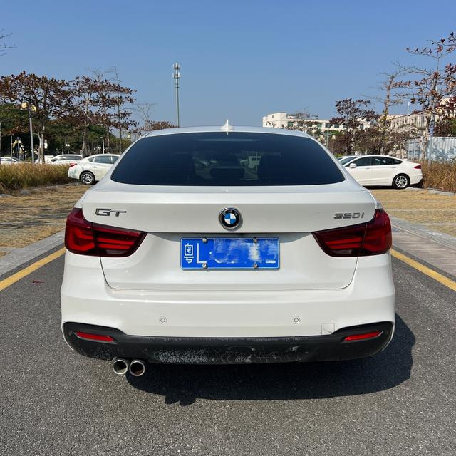 Certificated Pre-Owned BMW Series 3 2020 320i Sport Package - u22347826