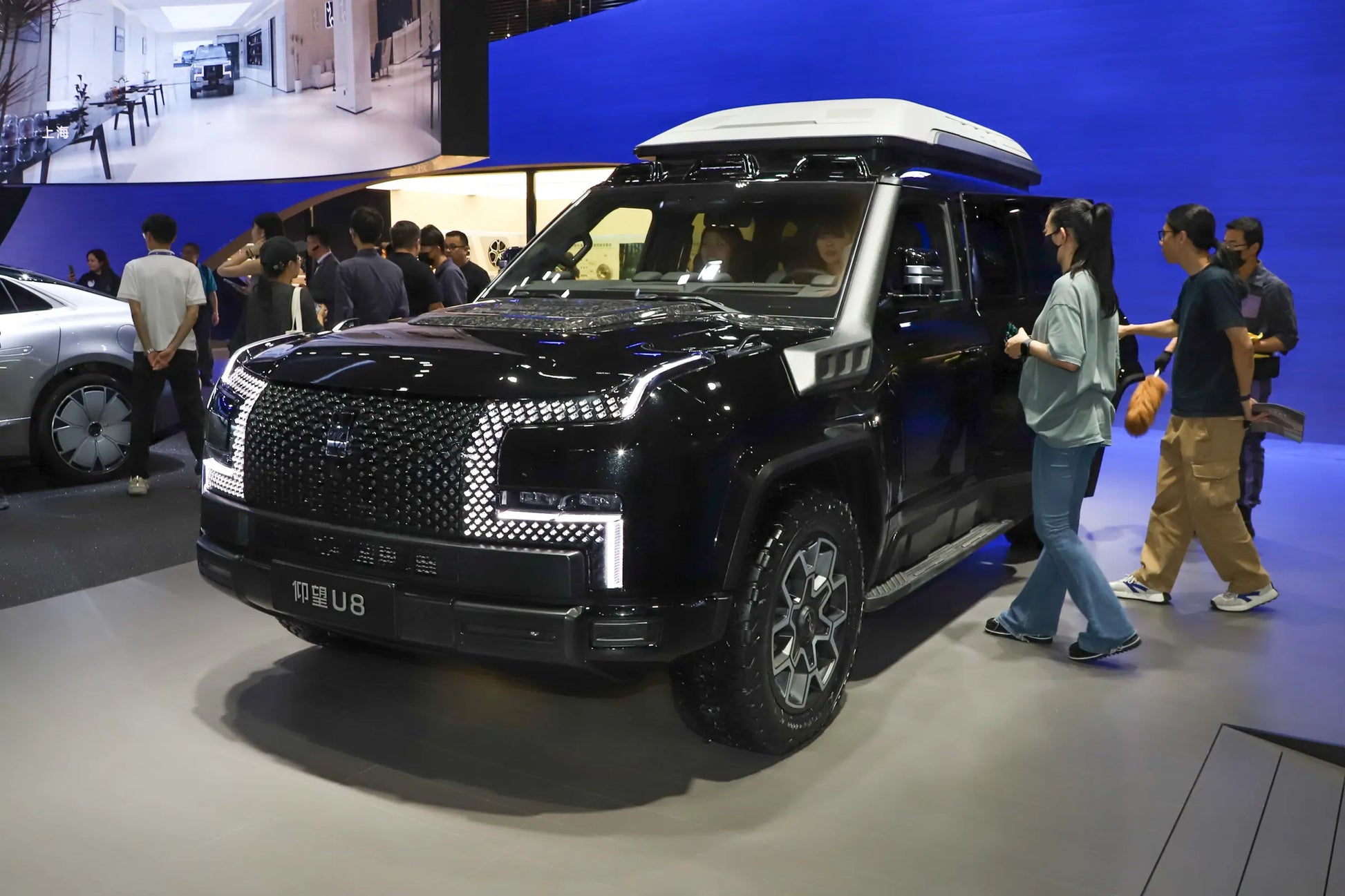 Yangwang U8-Hybrid REEV