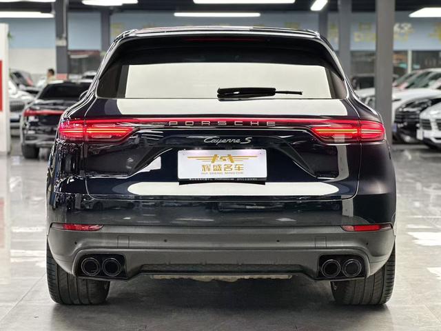 Certificated Pre-Owned Porsche Cayenne 2023 Cayenne 3.0T Platinum Edition - u22049541