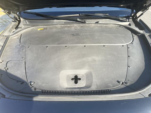 Pre - Owned 2020 Li L9 Extended - Range 6 - Seat Edition