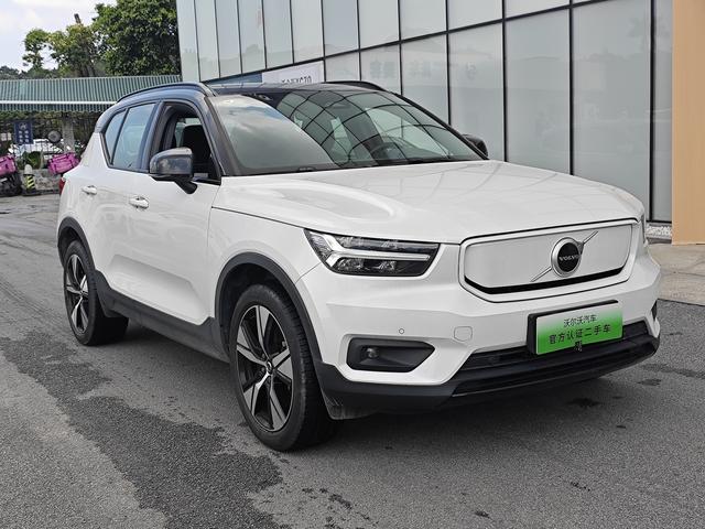Pre-Owned Volvo XC40 EV 2021 Model P8 Pure Electric AWD Inscription R-Design