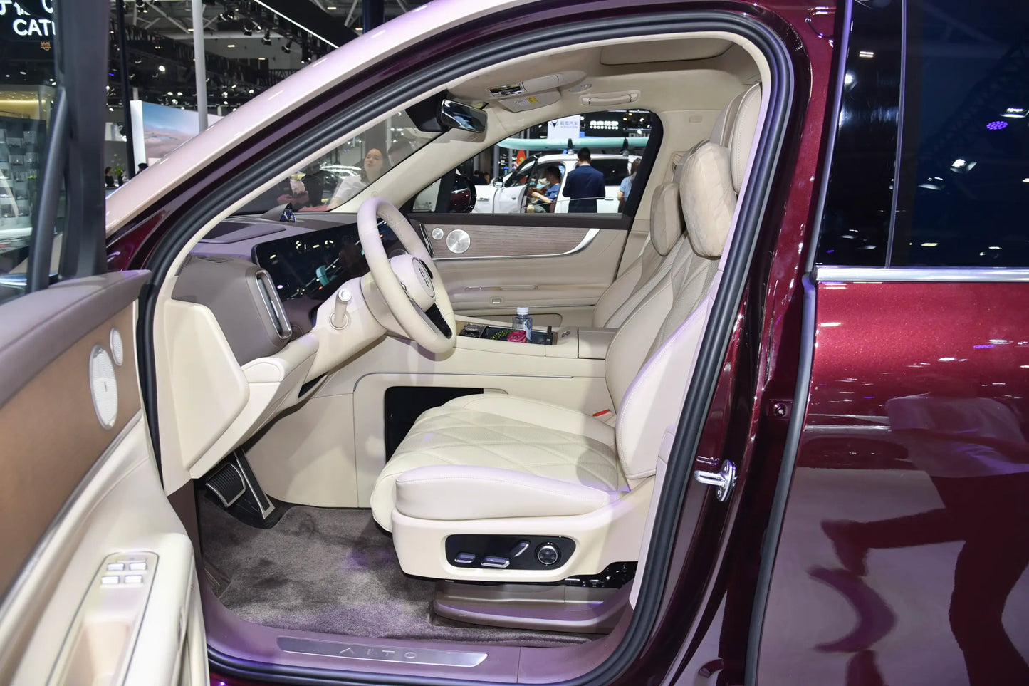 Seres Auto AITO M9-Hybrid REEV