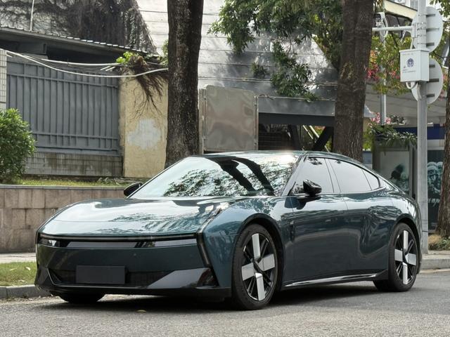 Certificated Pre-Owned XPENG P7 2025 702 Long Range Ultra-u21855819