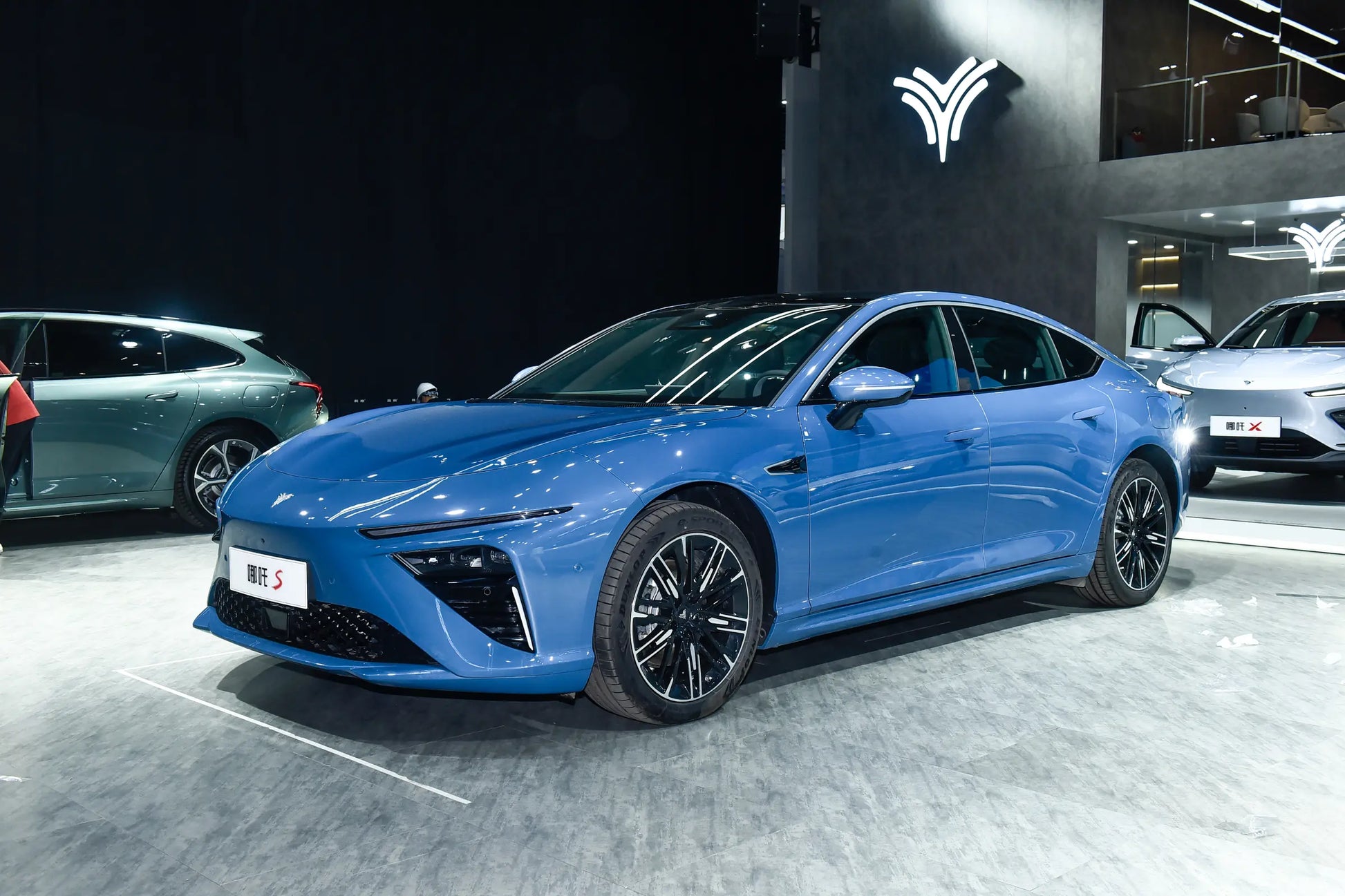 Hozon Auto Nezha S-Hybrid REEV