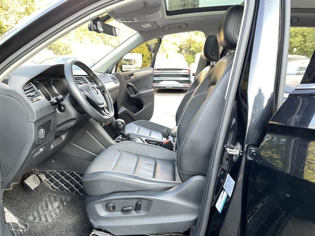 Certificated Pre-Owned Tiguan L 2017 330TSI Automatic Two-Wheel Drive Flagship Edition - u22309810