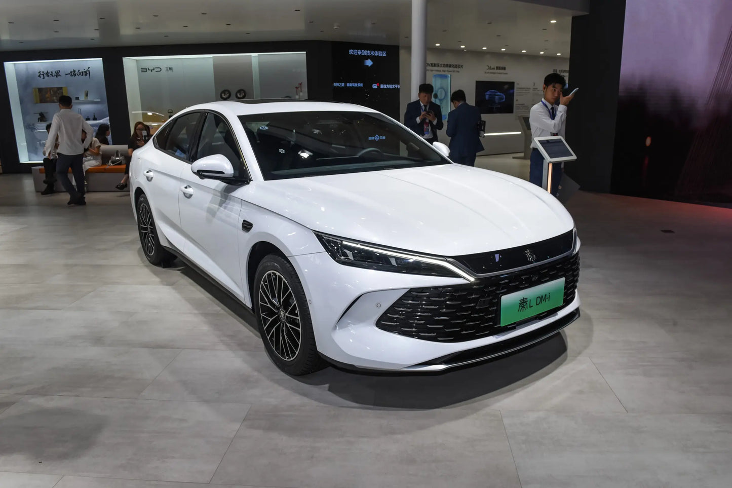 BYD Qin L DM -Hybrid PHEV