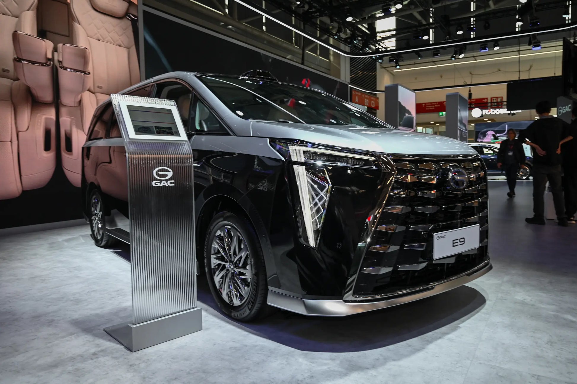 GAC Trumpchi Trumpchi E9 -Hybrid PHEV